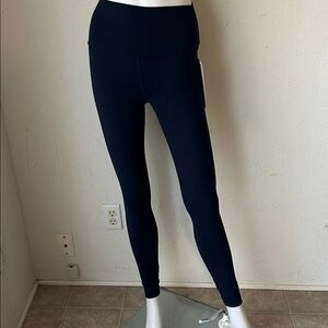 NWT. Lululemon Athletica Navy High-Rise Leggings